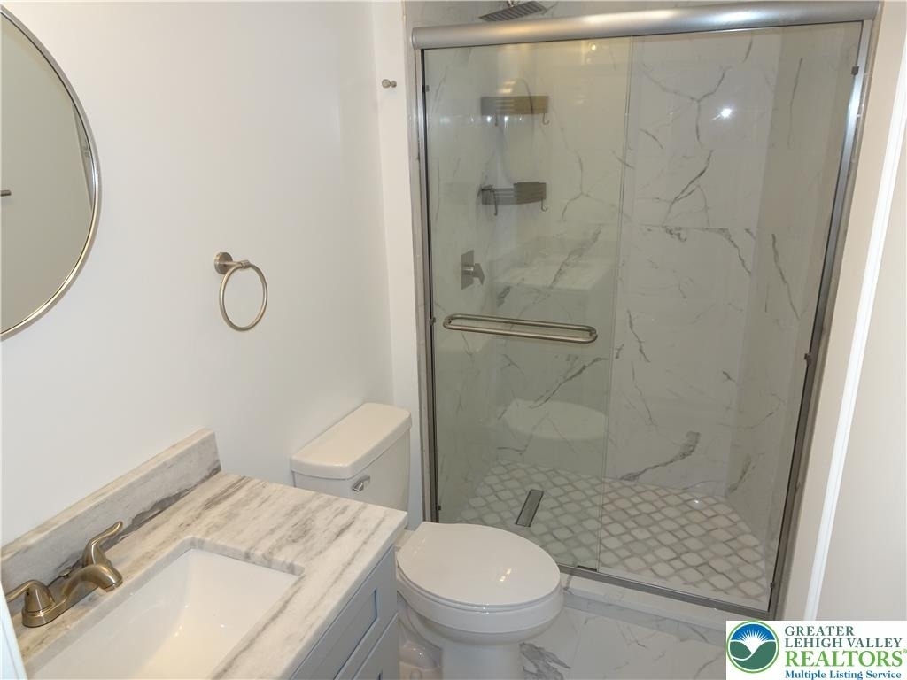 1535 E 7th Street - Photo 12