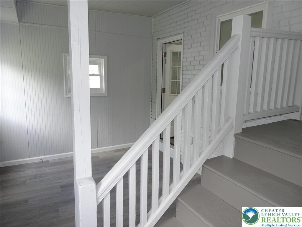1535 E 7th Street - Photo 6