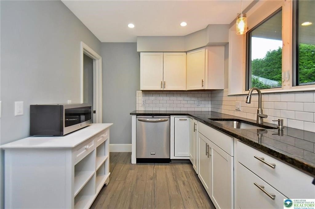 1140 N New Street - Photo 7