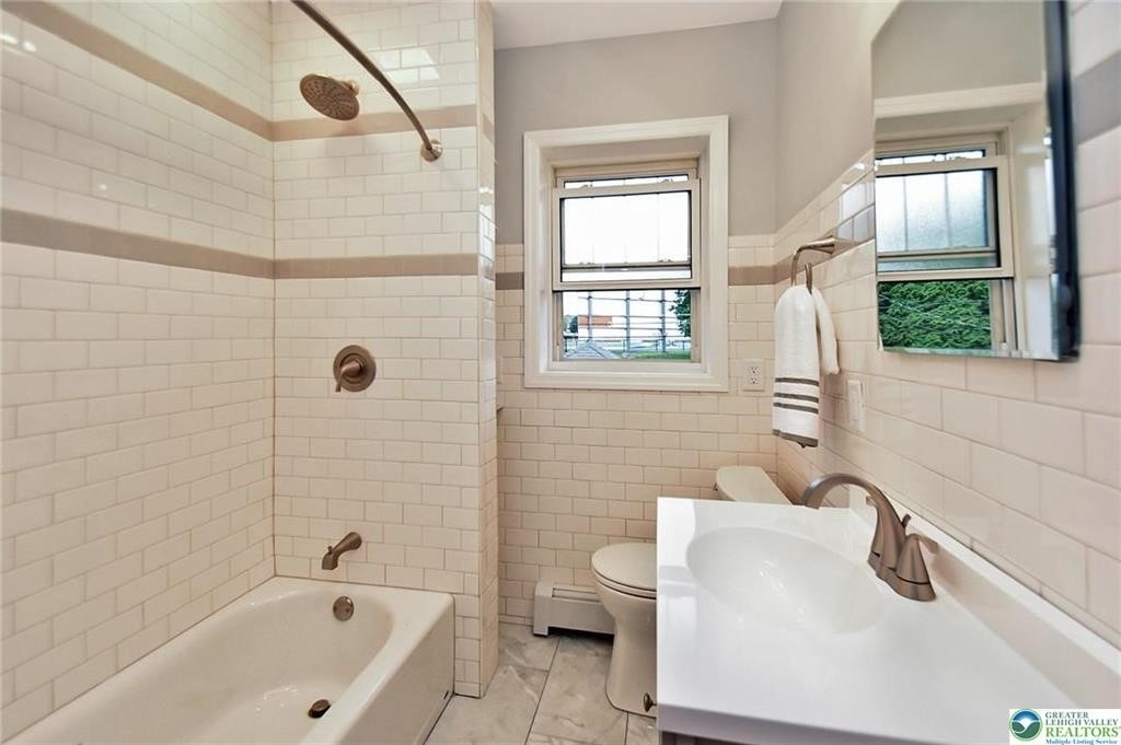 1140 N New Street - Photo 9