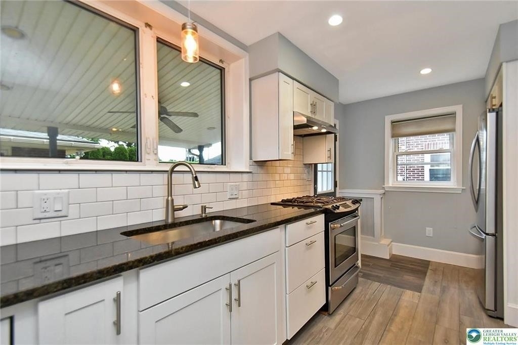 1140 N New Street - Photo 6