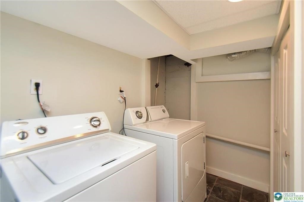 1140 N New Street - Photo 15