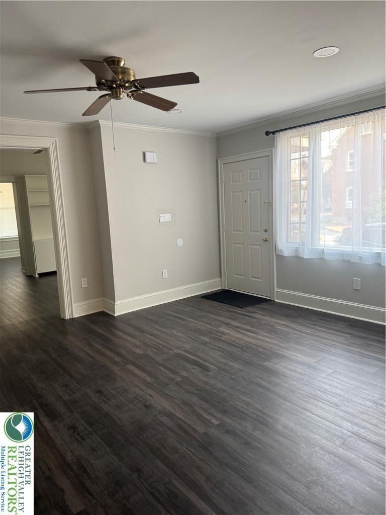 748 High Street - Photo 2