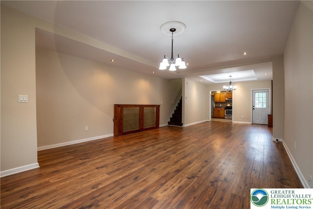 68 S Meade Street - Photo 5