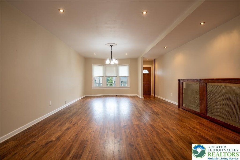 68 S Meade Street - Photo 8