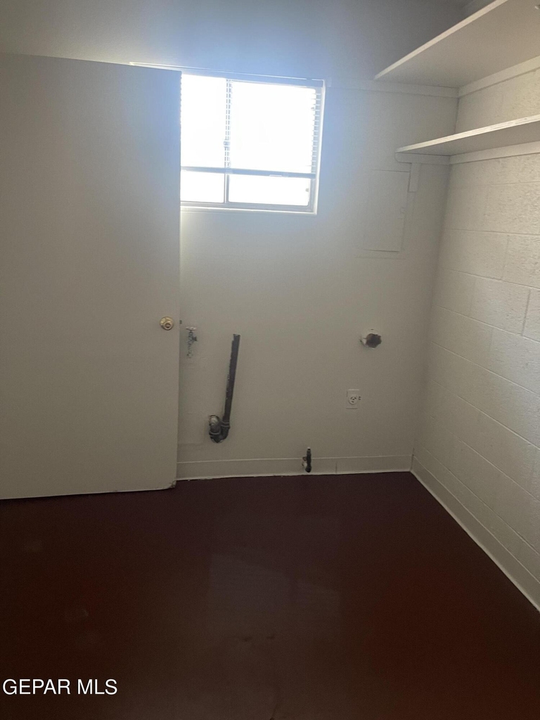 620 E Crosby Avenue - Photo 4