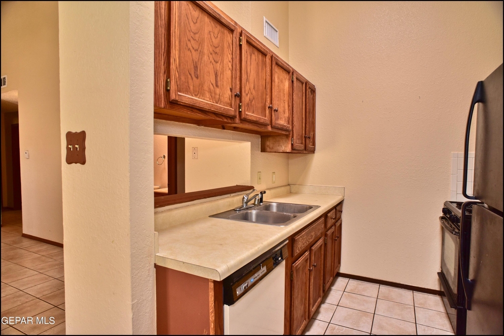 11645 Gordon Cooper Lane - Photo 14