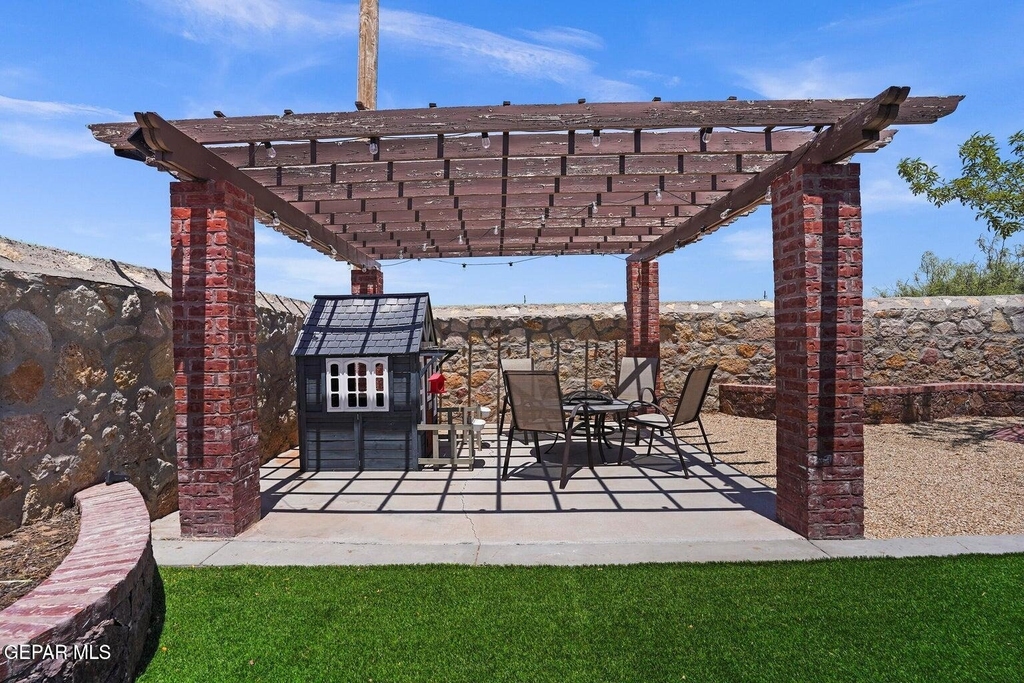 3749 Loma Adriana - Photo 24