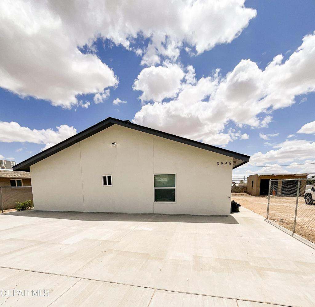 8948 Ankerson Street - Photo 3
