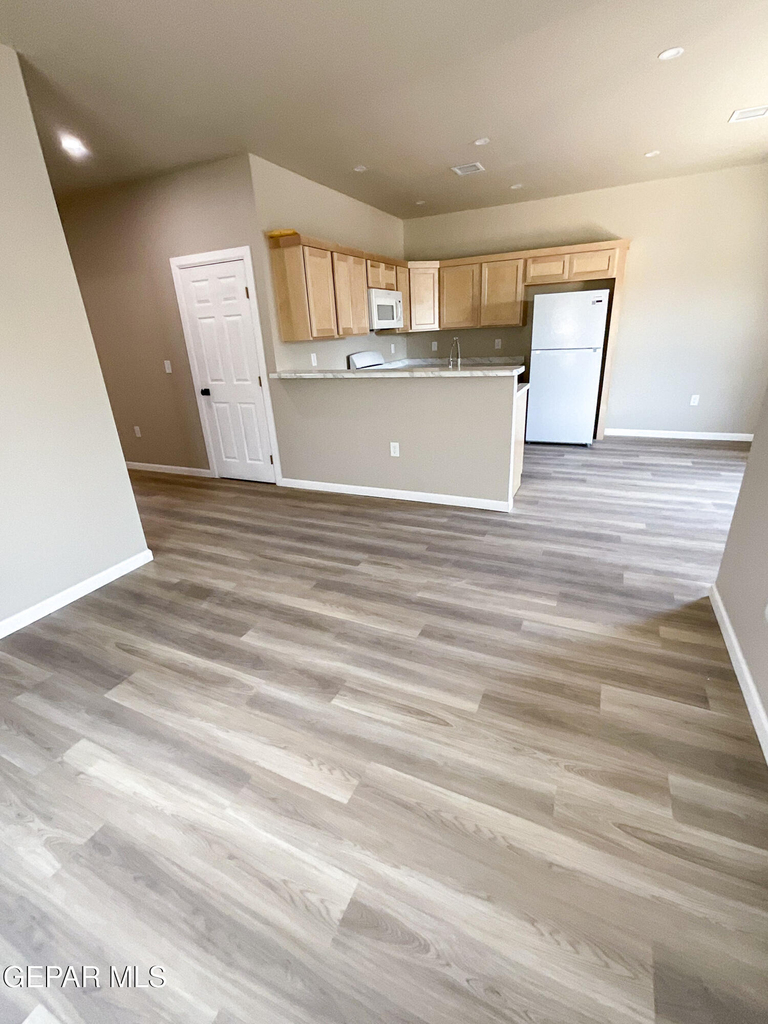 8948 Ankerson Street - Photo 5