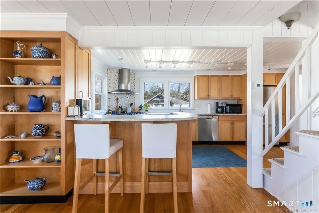 125 Island Avenue - Photo 2