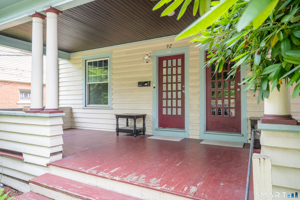 92 Fairfield Avenue - Photo 2