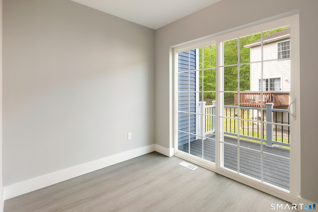 91 Taft Pointe - Photo 5