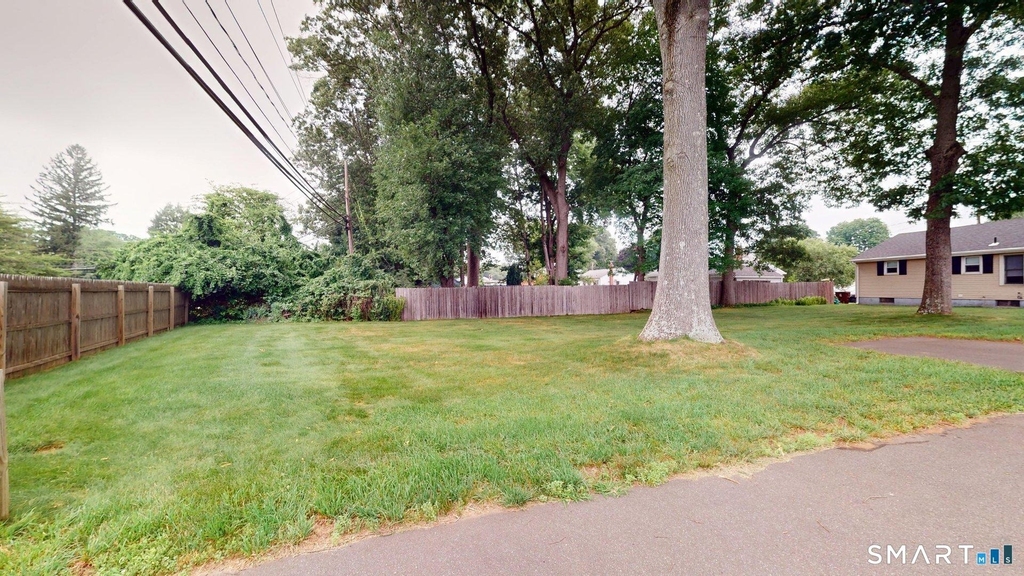 16 Arrow Street - Photo 25