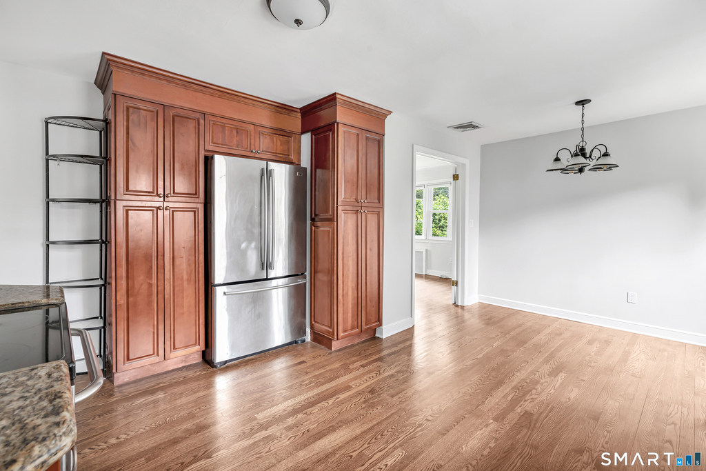 215 Bennett Street - Photo 12