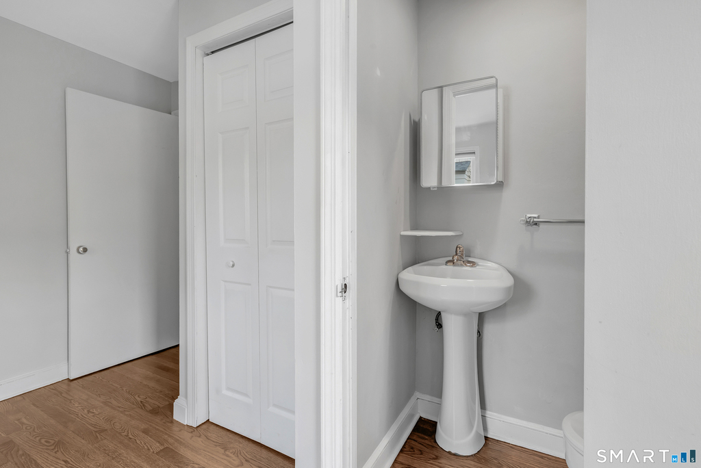 215 Bennett Street - Photo 17
