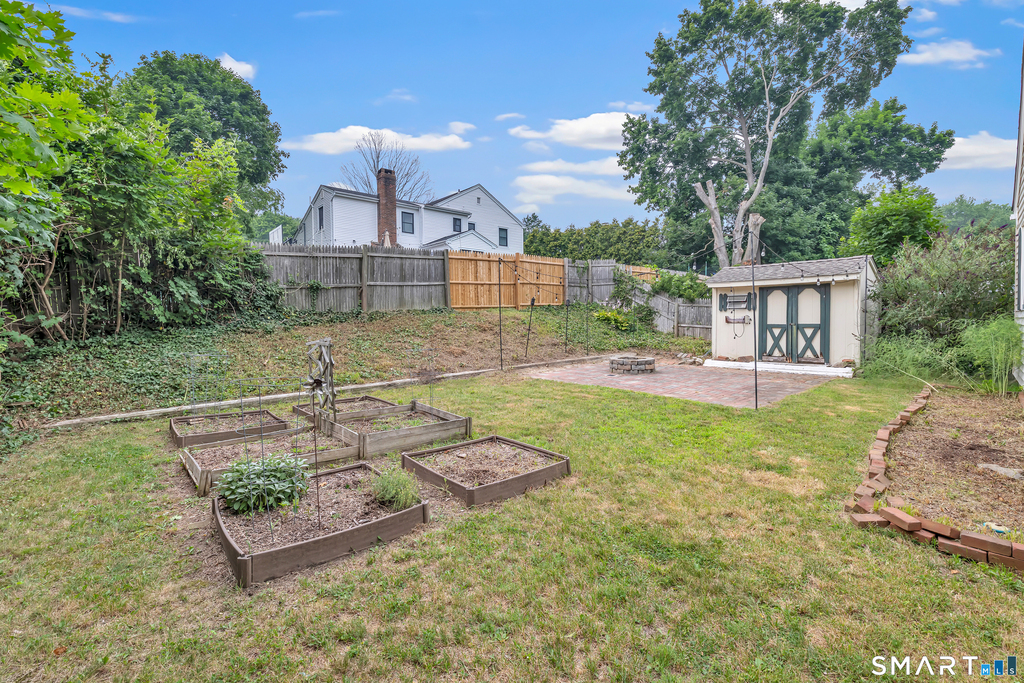 215 Bennett Street - Photo 34