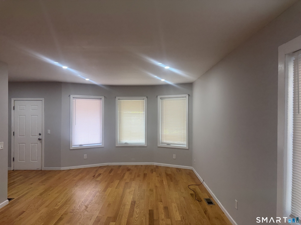 168-170 Kelsey Street - Photo 7