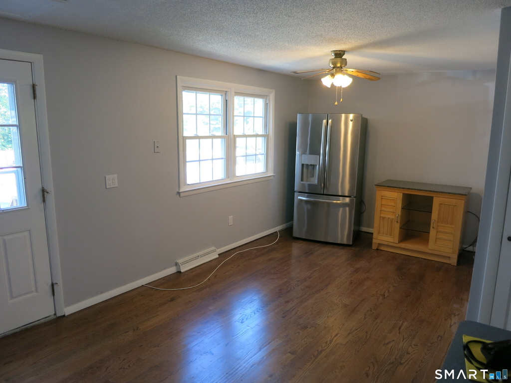 6 Carolina Drive - Photo 2