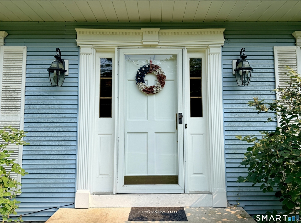 22 Hyde Park Drive - Photo 3