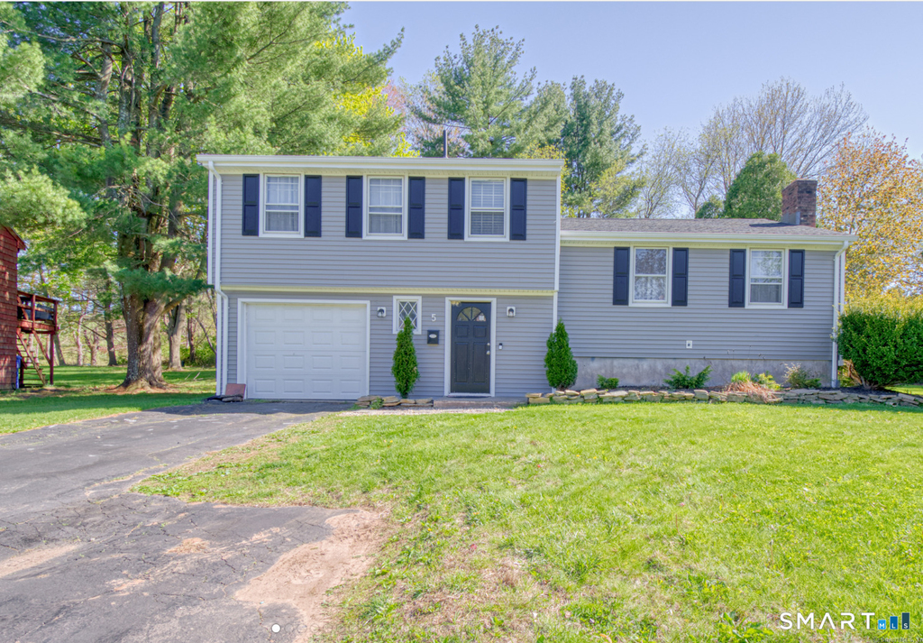 5 Blue Orchard Drive - Photo 0
