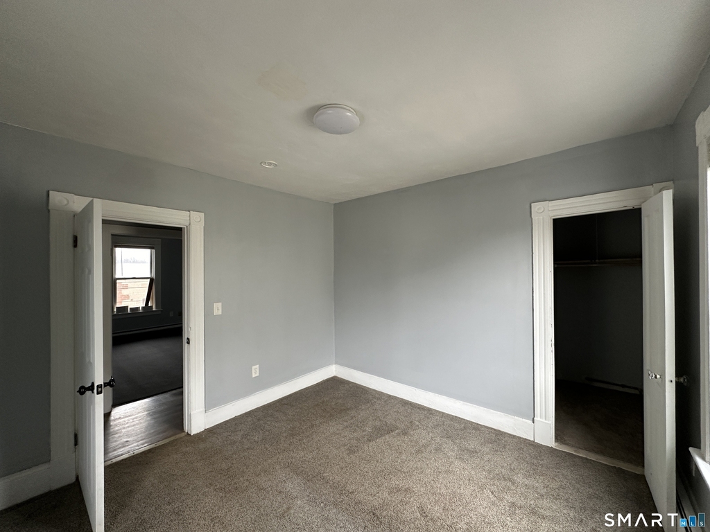 12 Woodland Street - Photo 4