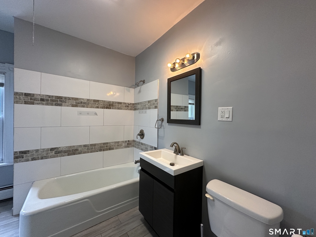 12 Woodland Street - Photo 7