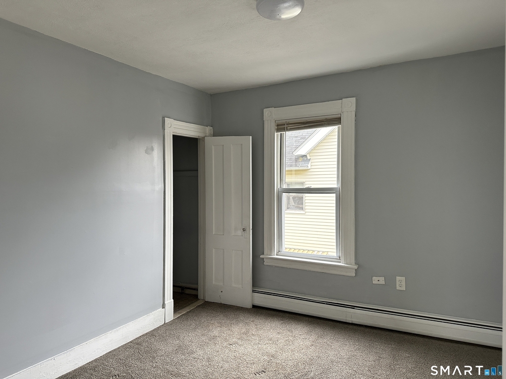 12 Woodland Street - Photo 3