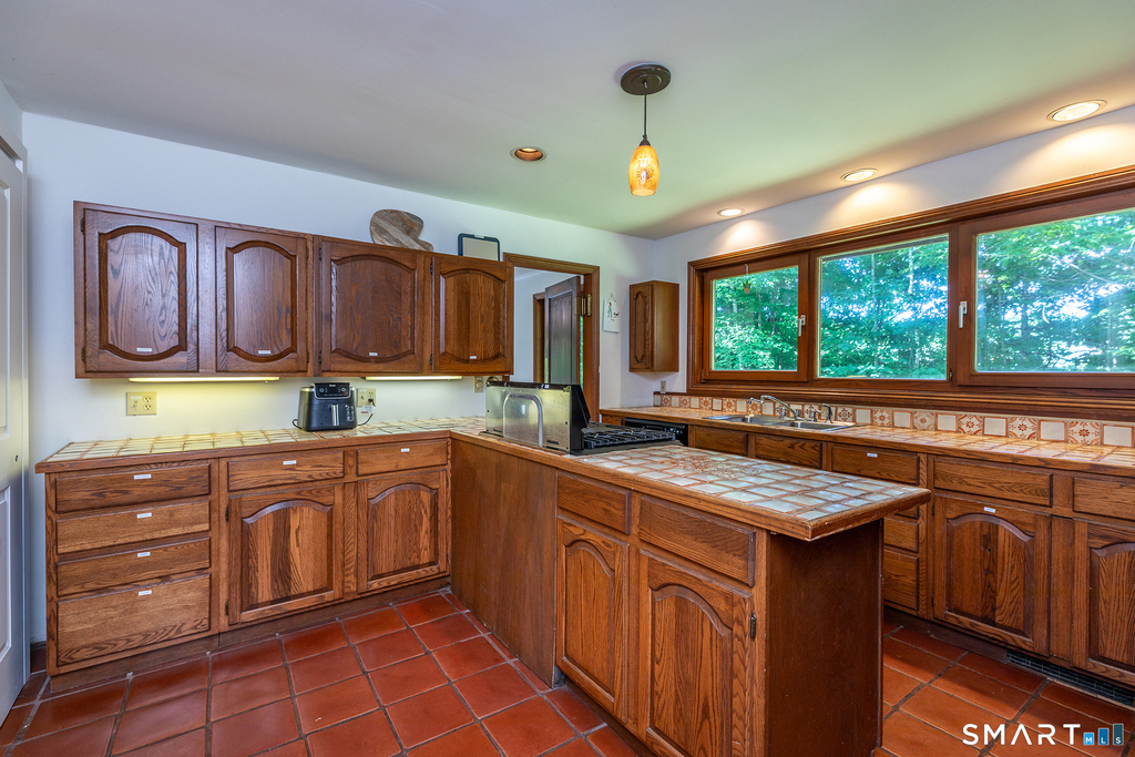 230 Litchfield Road - Photo 11