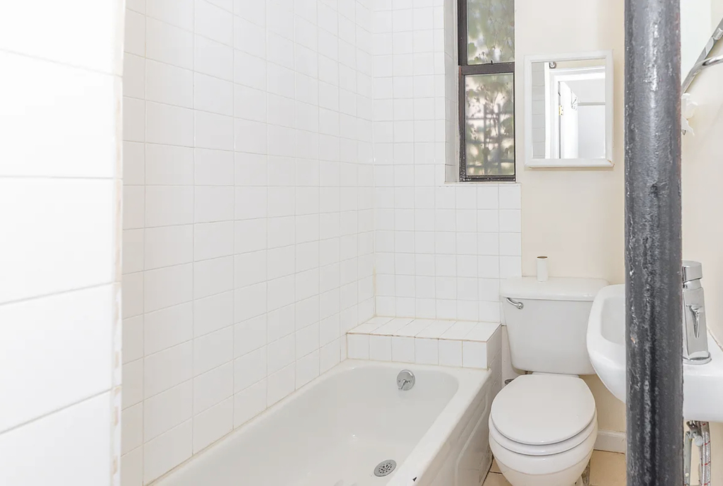 244 Roebling Street - Photo 5