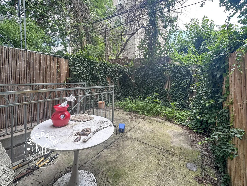 336 Chauncey Street - Photo 0