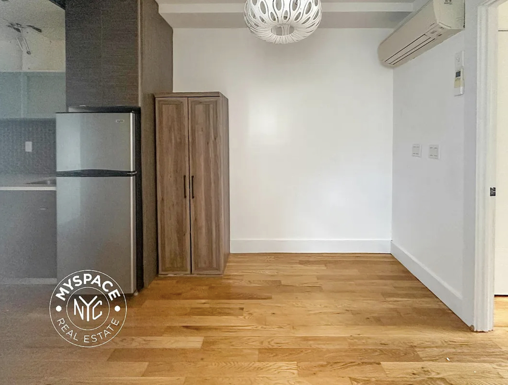 336 Chauncey Street - Photo 1