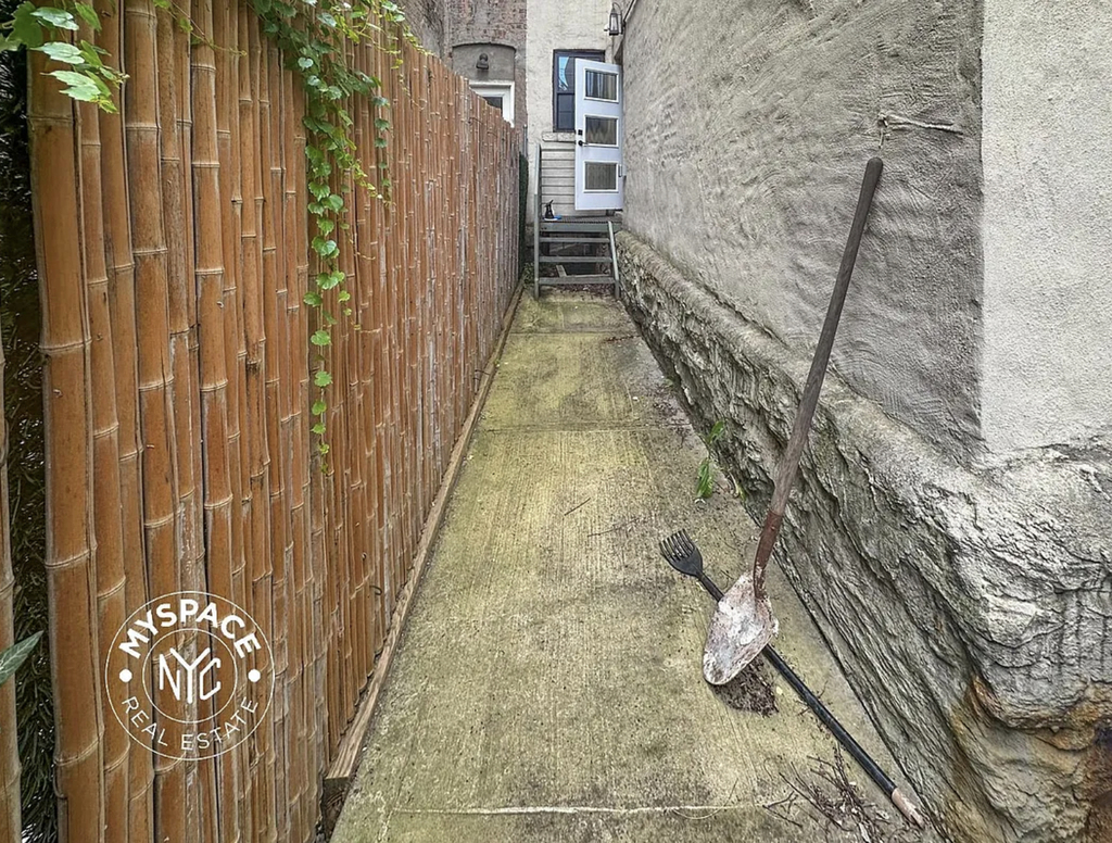 336 Chauncey Street - Photo 5