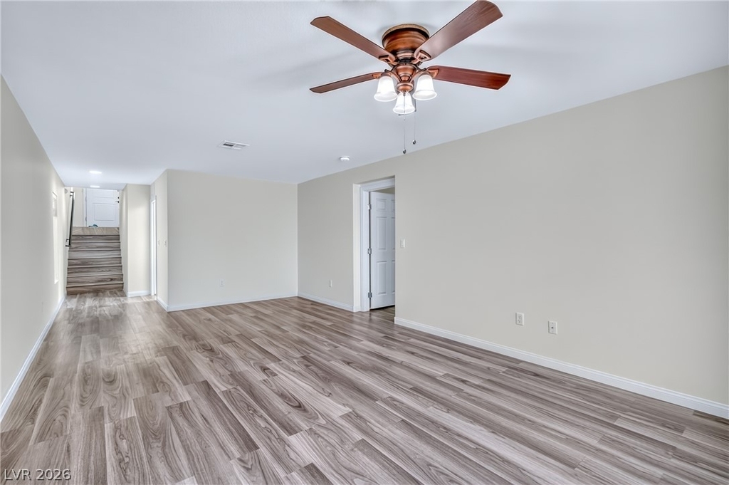 5226 Tartan Hill Avenue - Photo 11