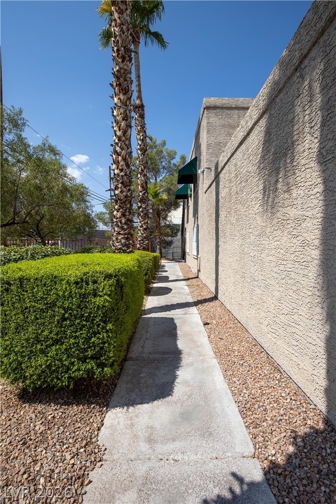 6750 Del Rey Avenue - Photo 17
