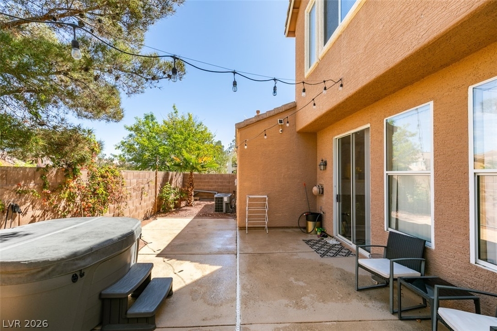 5928 Attavilla Drive - Photo 4