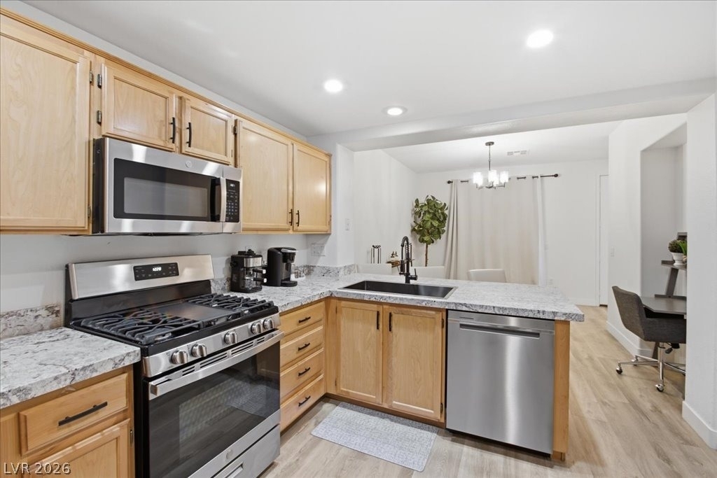 10231 Deerfield Beach Avenue - Photo 5