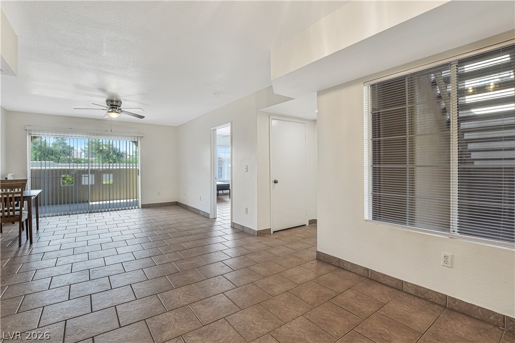 1908 Desert Falls Court - Photo 2