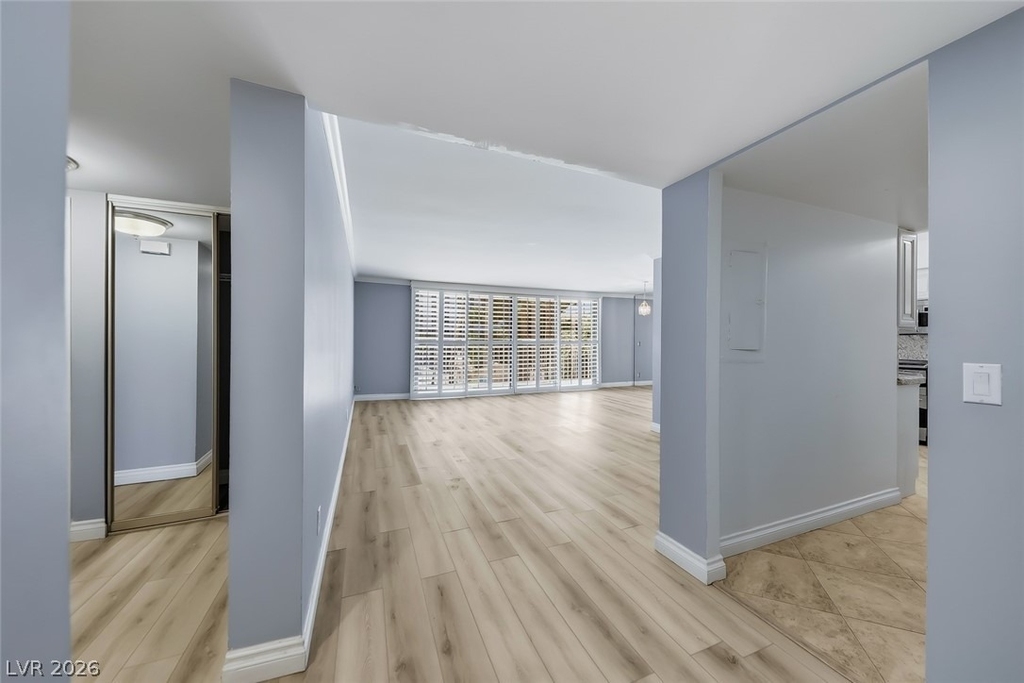 205 Harmon Avenue - Photo 3