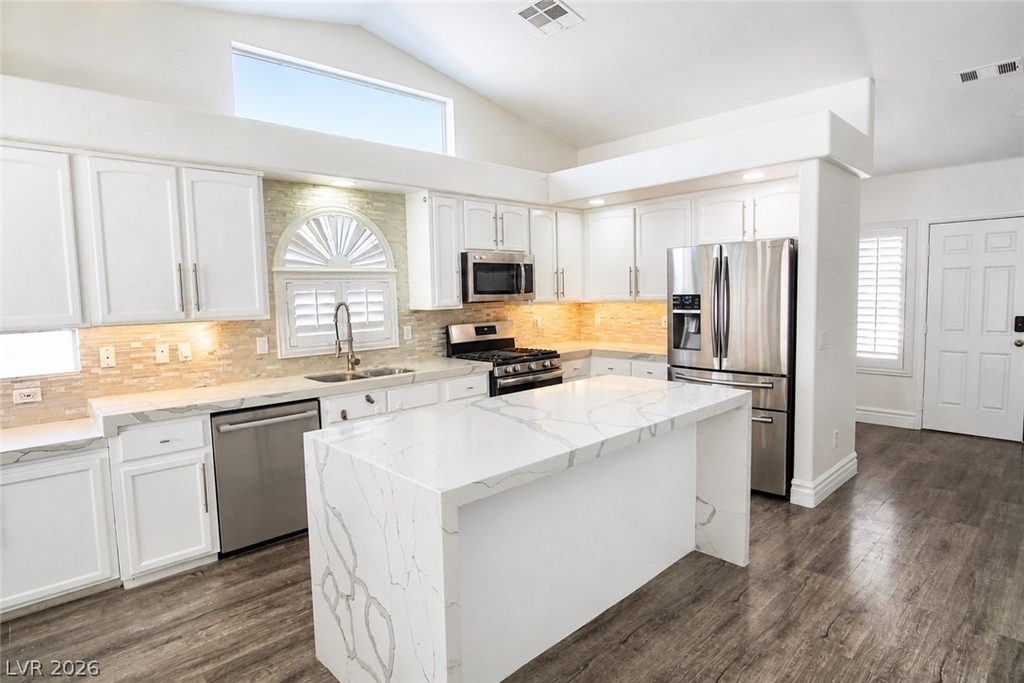9682 Driftwood Island Court - Photo 2