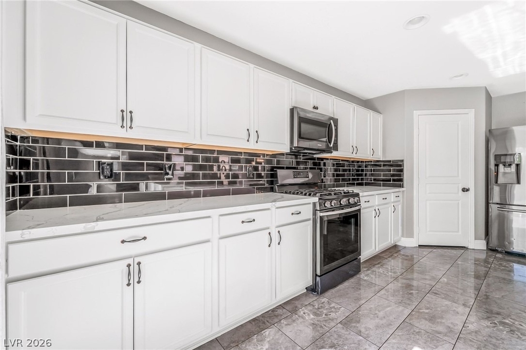 714 Kibbey Street - Photo 8