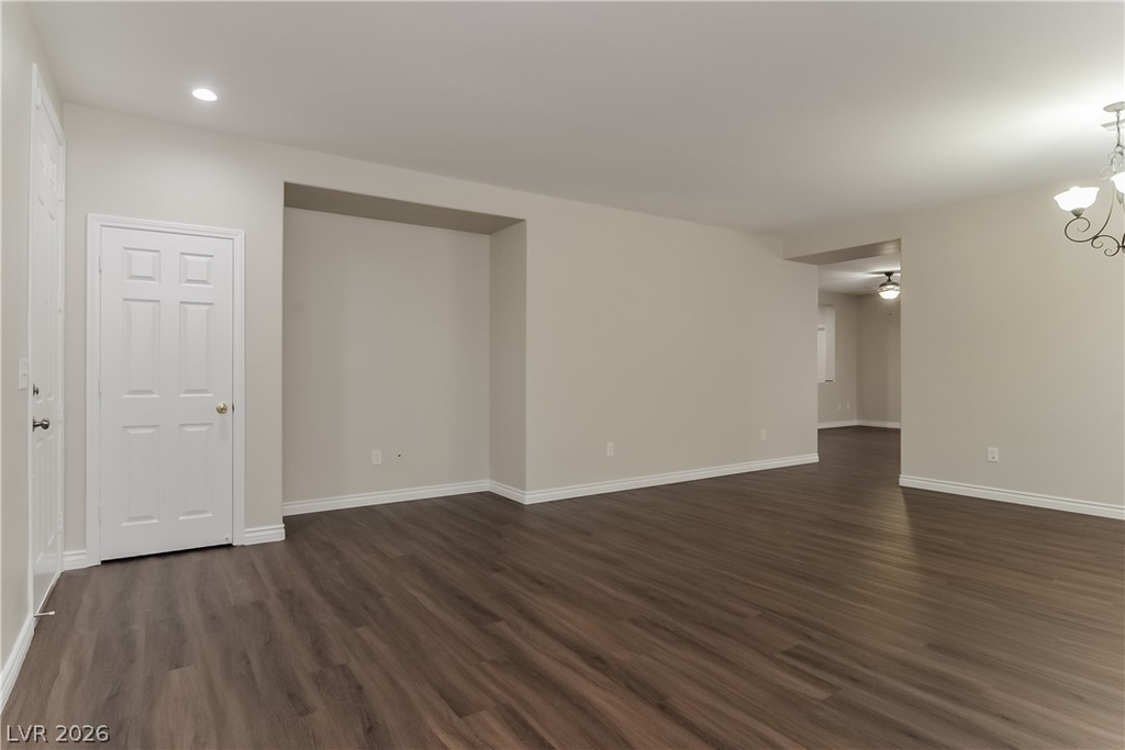2125 Silvereye Drive - Photo 6