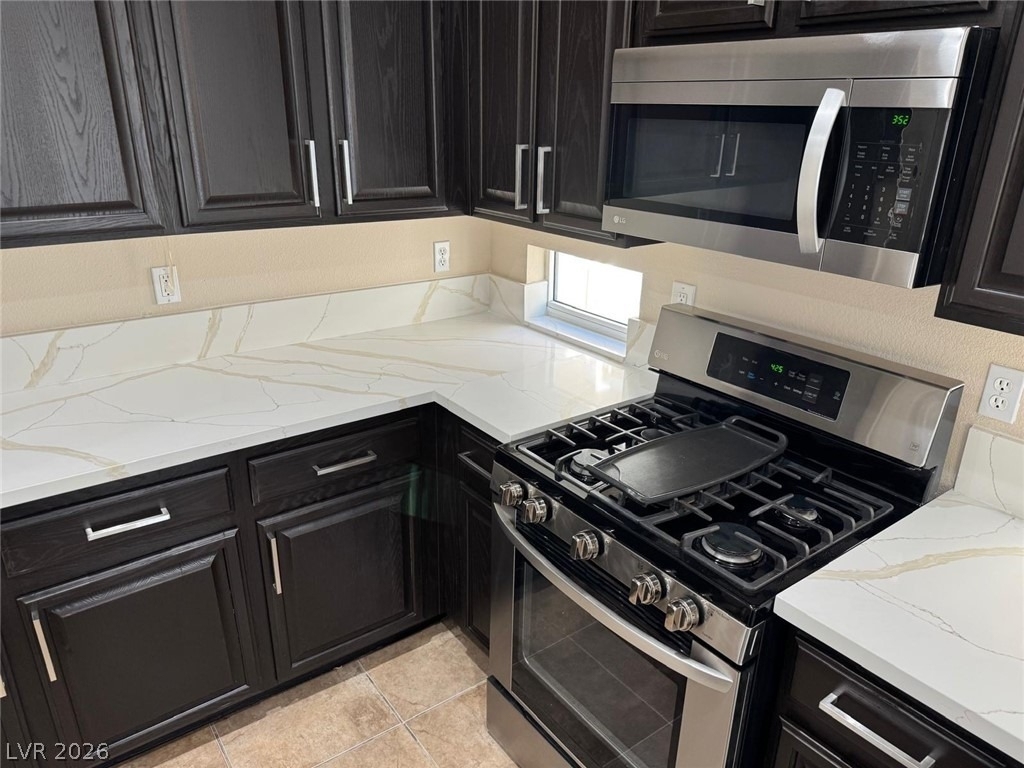 6197 Glimmering Light Avenue - Photo 11