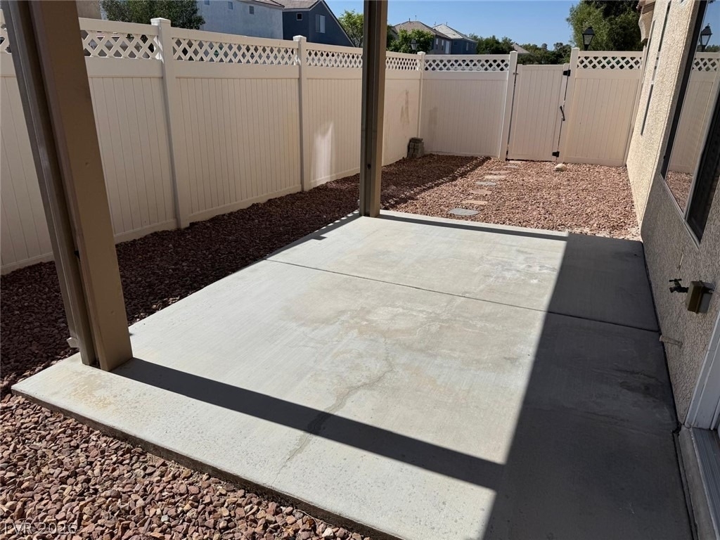 6197 Glimmering Light Avenue - Photo 35