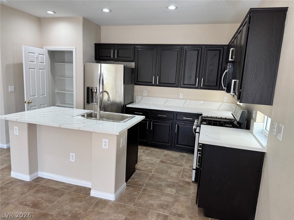 6197 Glimmering Light Avenue - Photo 8