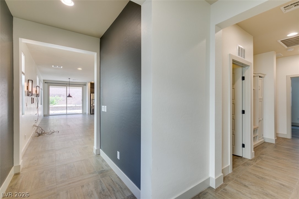 9009 Janice Glen Avenue - Photo 2