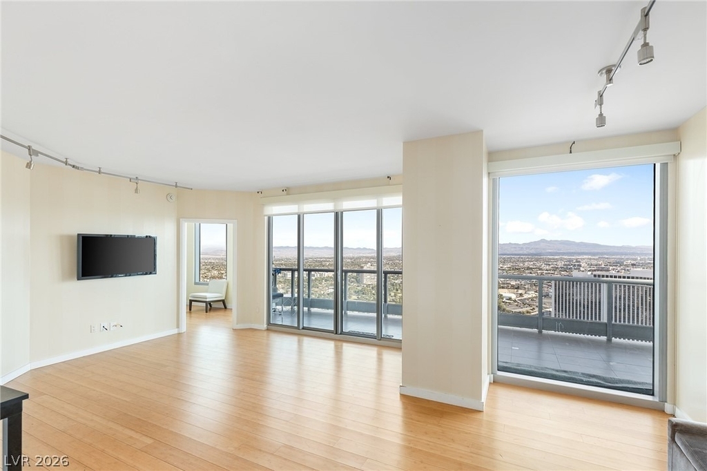 322 Karen Avenue - Photo 8