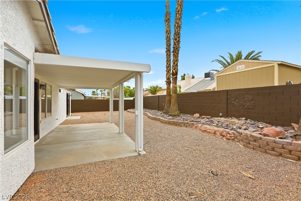 4818 Carefree Drive - Photo 28