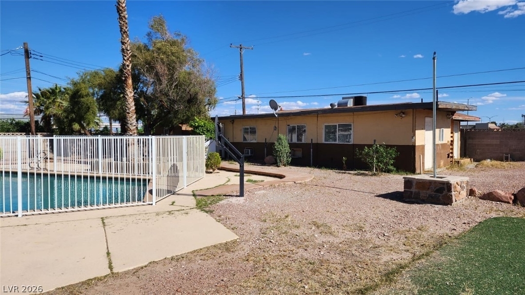 4897 Sawyer Avenue - Photo 18