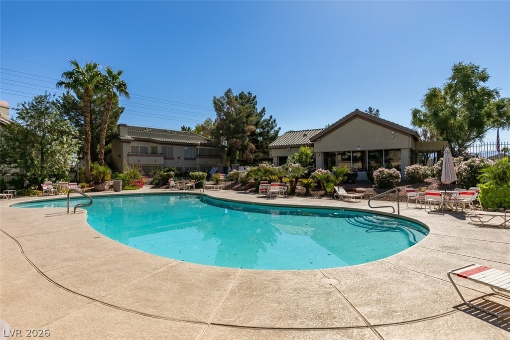 5710 E Tropicana Avenue - Photo 14